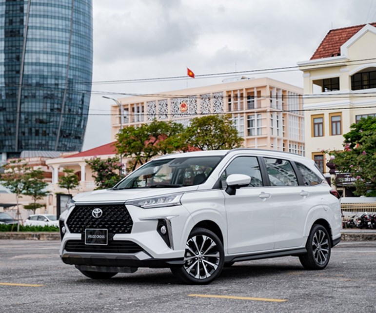 Xe 7 chỗ